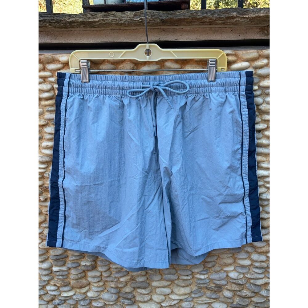 Abercrombie & Fitch Men's Blue Striped Swim Shorts Size Large. EUC! Summer Beach